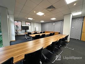 Regus | Heathrow, Bath Road
