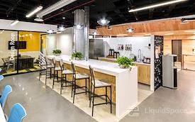 Regus | IL, Schaumburg - McConnor Pkwy