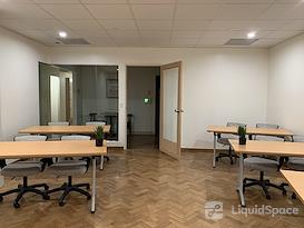 Wilshire 1001 Premium Flex Space & Coworking Solutions