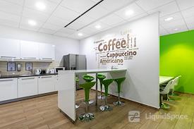 Regus | Budapest West End