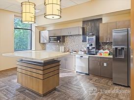 Regus || WI, Eau Claire - Oakwood Mall Dr