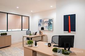 W Suites at Warner Center