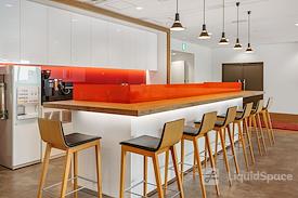 Regus | Tokyo Pacific Century Place