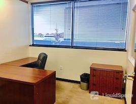 Alaska Co:Work / Northern Trust Real Estate Building
