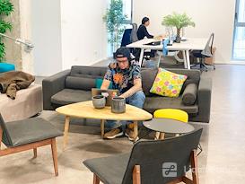 Digital Village Paris