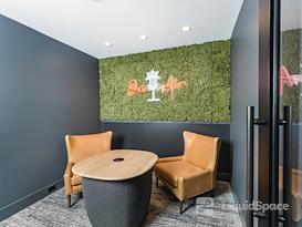 Apt CoWork at Modera Falls Church