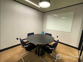 WeWork | 400 Capitol Mall