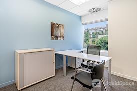 Regus | Istanbul, Besiktas Selenium