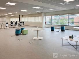 Regus | Madrid, Rivas Square Garden