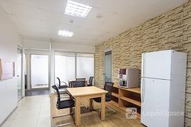 Regus | ACCRA, Movenpick