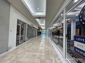 Capital One Café - Lenox Square