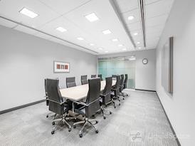 Regus | Columbia Center