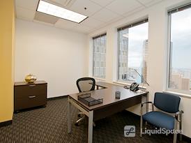 Regus | Downtown Republic Center