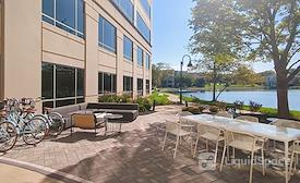 Regus | River Crossing at Keystone (Office Suites Plus)