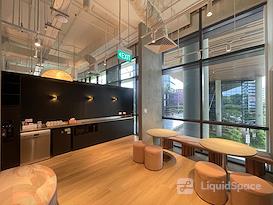 Woods Square Solo 1 | Woodlands