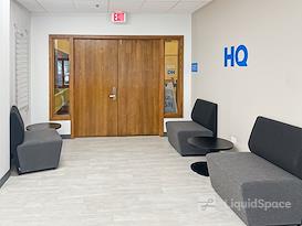 HQ | IL, Naperville - South Washington St