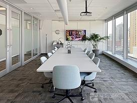 Regus | 903 8th Avenue SW