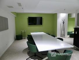 Space Shack Coworking