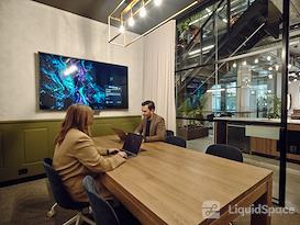 CreativeCubes.Co - Collingwood