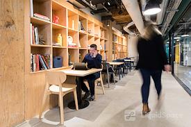 Regus | Toronto - Queen West