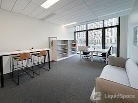 Regus | Paris, Rosa Parks