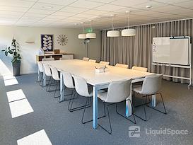 SPACES | Athens, Europa Plaza