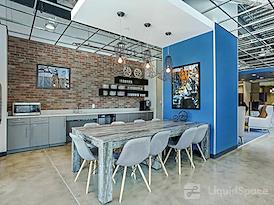 Regus || Stonebriar Center