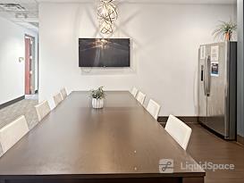 Regus | Brentwood Center (Office Suites Plus)