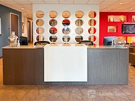 Regus | Roseville - Bonestroo