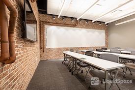 Roam Buckhead - Peachtree