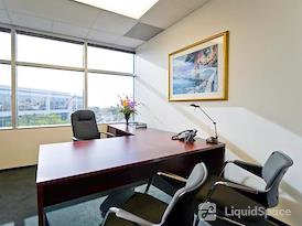Regus | Pacific Center