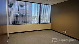 Private Offices • Coworking Spaces • Hybrid Offices 🏢