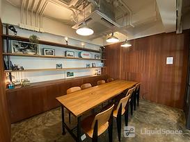 Thonglor | Sukhumvit Road