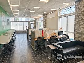 Regus | MI, Grosse Pointe Park - Mack Ave