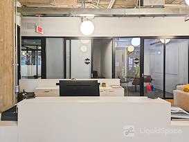 SPACES | MO, Kansas City - Walnut Street