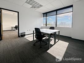 Regus || TN, Nashville - 1 Music Circle