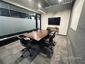 560 Flex by Cummins Station