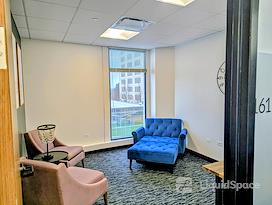 Venture X | Rolling Meadows