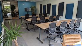 Frequency Work Lounge