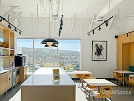 SPACES | BC, Surrey - The Professional Center