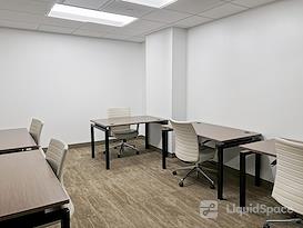 Regus | TX, Houston - Energy Tower III