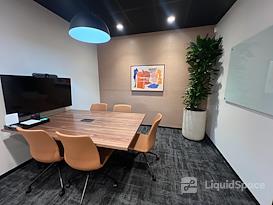Industrious - 875 3rd Ave