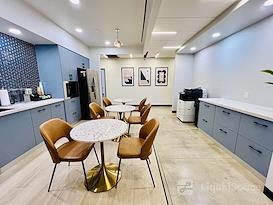 TKO Suites  - 307 West 38th Street