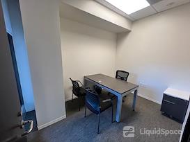 (23C) 23 Corporate Plaza