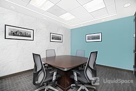 Regus | Camelback Square