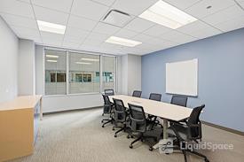Flexday Suites - 1 North Franklin