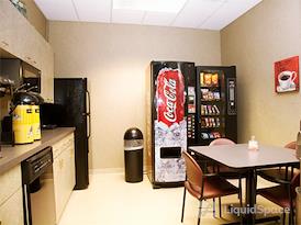 Regus | Brentwood Center (Office Suites Plus)