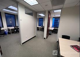 Regus | 50 California Street