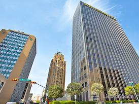 Regus | Wells Fargo Plaza