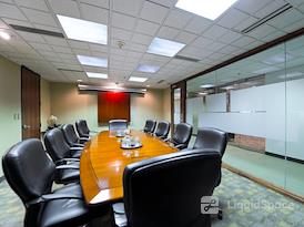 Regus | Crystal Glen